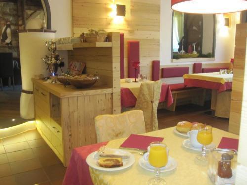 Azola Hotel Canazei