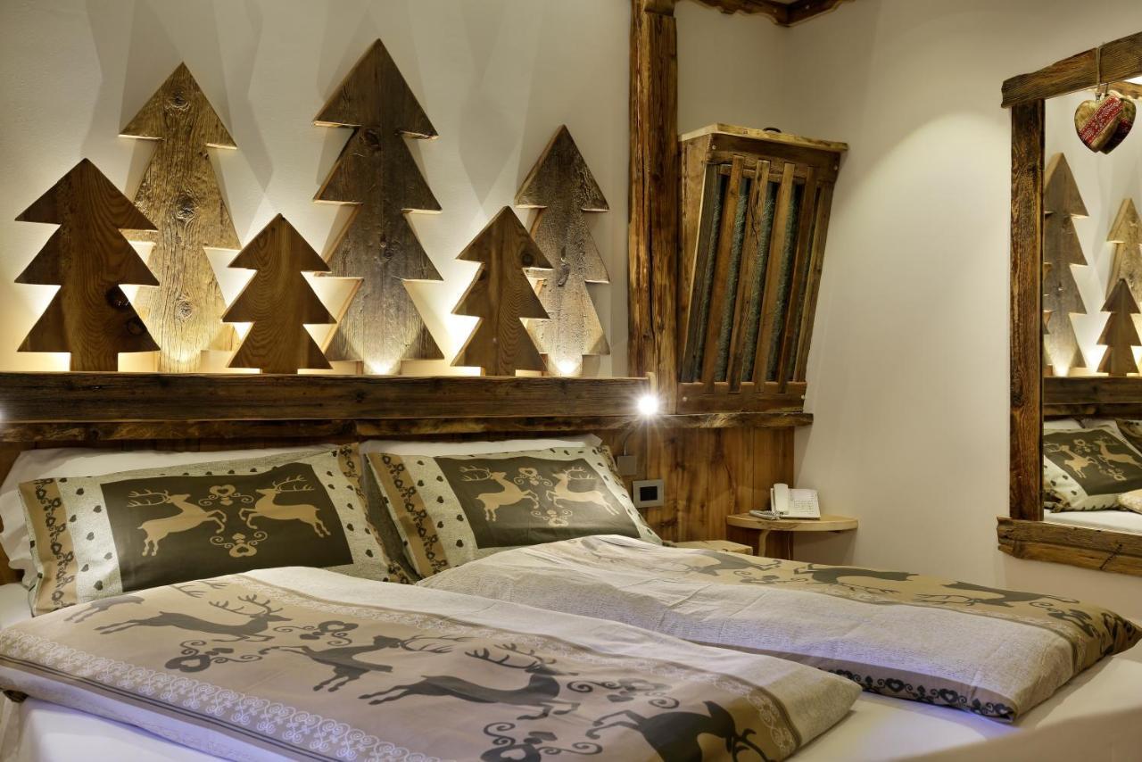 Azola Hotel