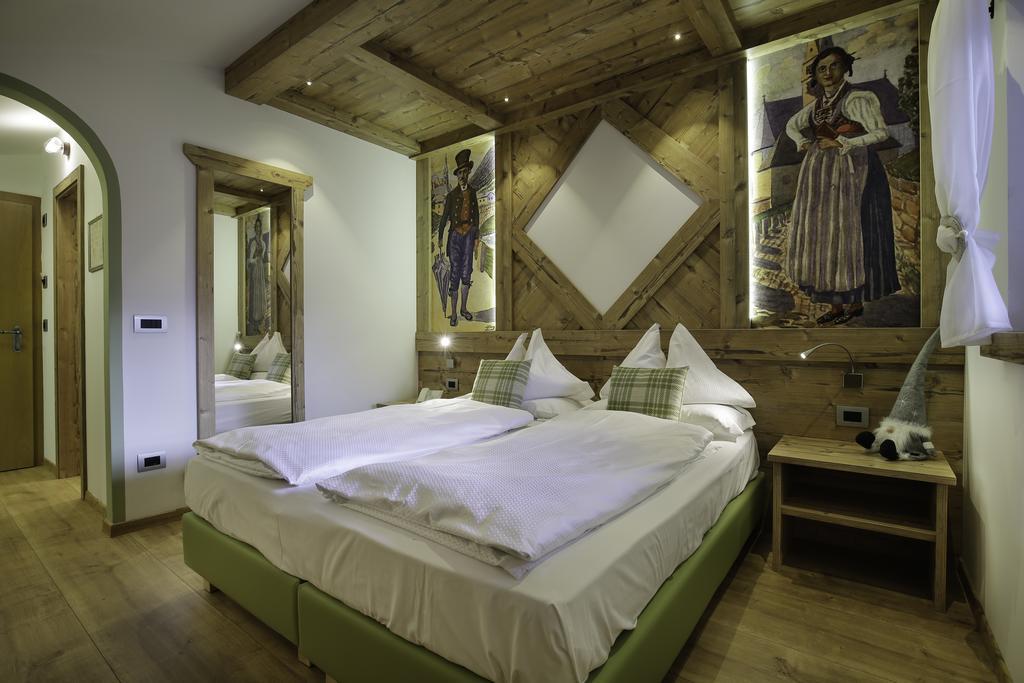 Hotel Azola Canazei